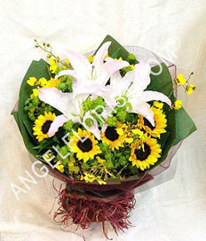 Happy Birthday Flowers: Smiling